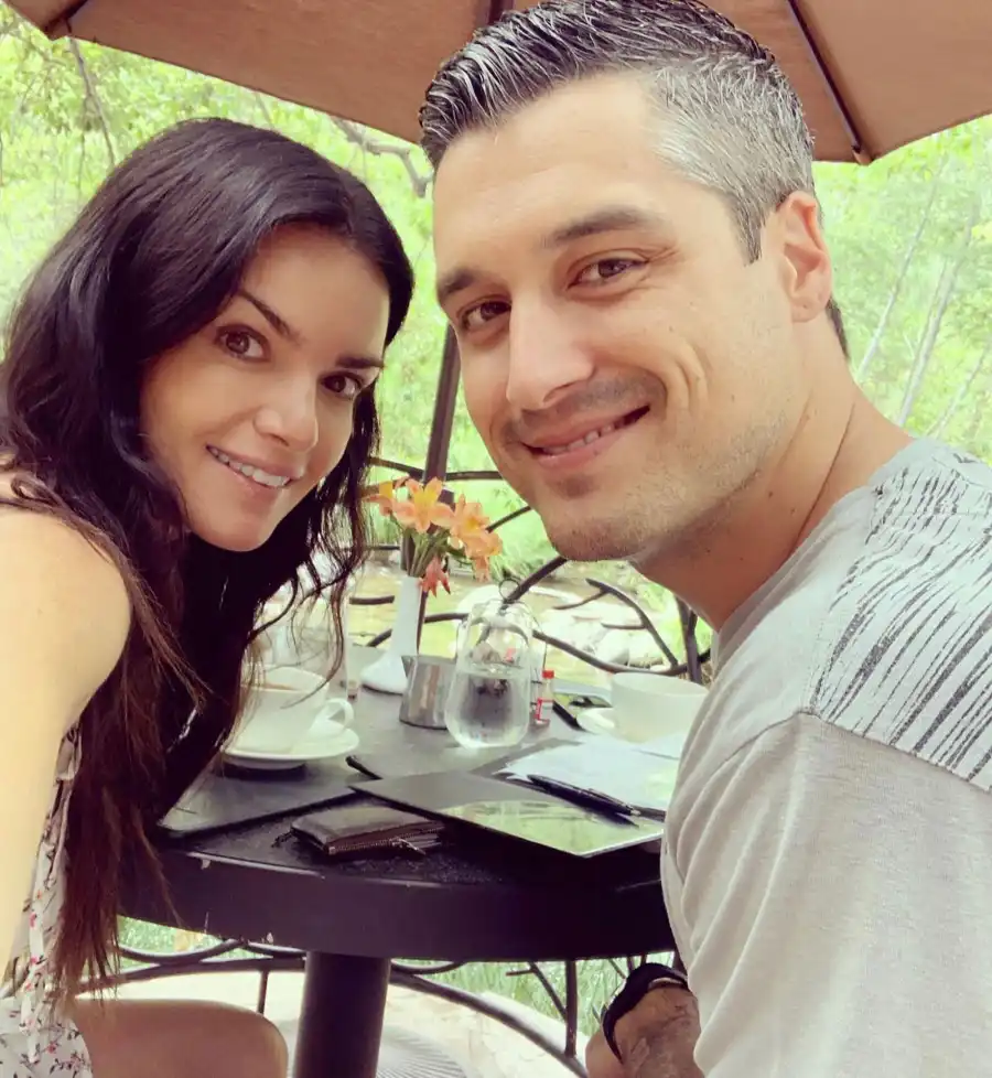 Courtney Robertson and Humberto Preciado’s Relationship Timeline grey t shirt