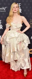 Elle Fanning Red Carpet Critics' Choice Awards 2023
