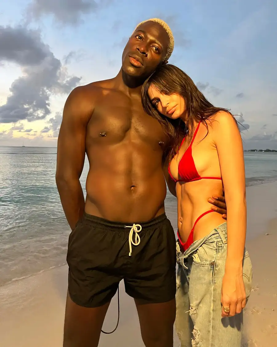 Emily Ratajkowski in bikinis