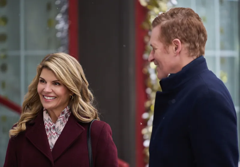 Everything to Know About Lori Loughlin’s ‘Fall Into Winter’ Movie: Details About Her 1st Great American Family Film maroon coat