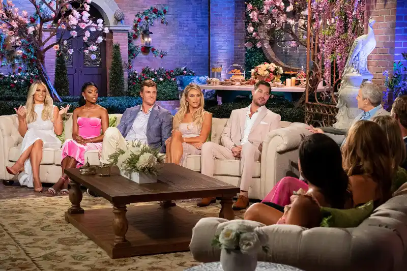 Everything to Know About ‘Southern Charm’ Season 9- Why Kathryn Dennis Is Leaving, Where Relationship Stand and More - 054 Southern Charm - Seasonv 8