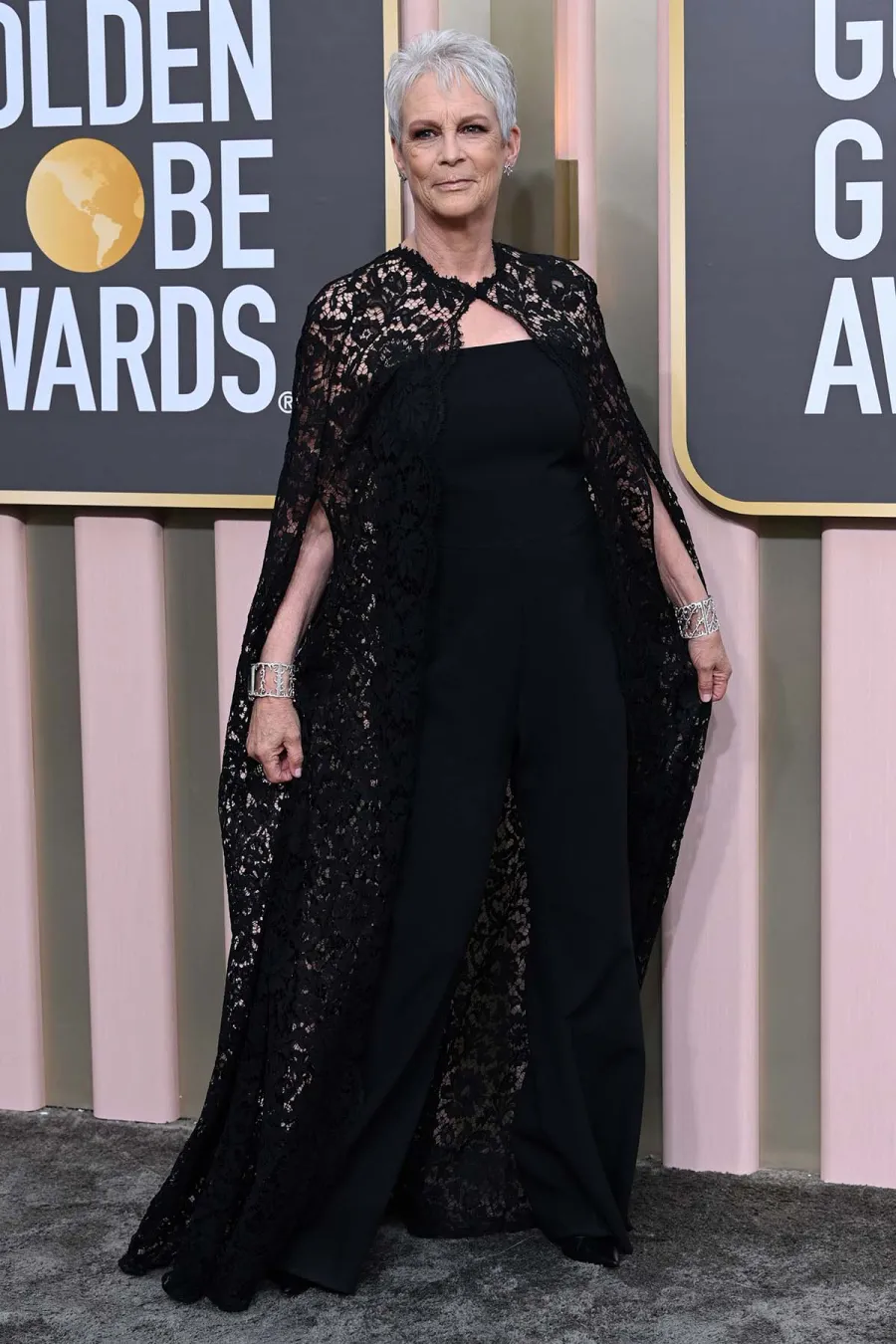 Golden Globes 2023 Golden Globe Awards 2023 jamie lee curtis