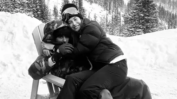 Hailey Bieber Enjoys Wintry Colorado Getaway with Husband Justin Bieber