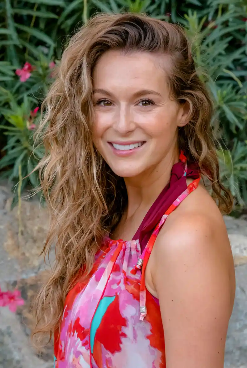 Hallmark Channel Announces 6 New ‘Loveuary’ Movies Starring Nikki DeLoach, Andrew Walker, Alexa PenaVega and More red dress