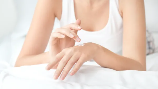 Hand-Creme-Stock-Photo