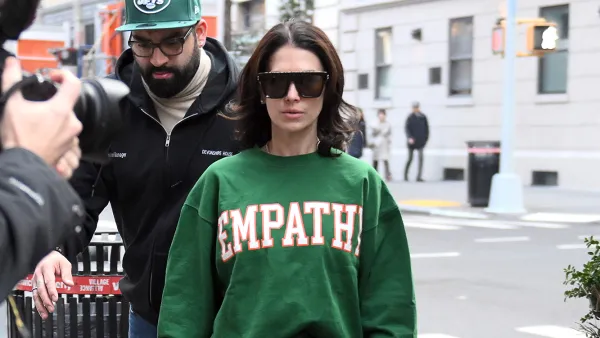 Hilaria Baldwin Appears Grim in 1st Photos After Alec Baldwin Is Charged With Involuntary Manslaughter for 'Rust' Shooting