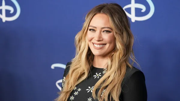 Hilary Duff Teases Another 'HIMYM' Guest Star on 'HIMYF' Season 2