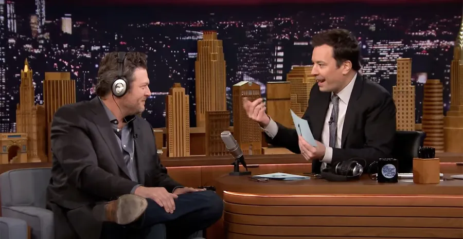 Jimmy-Fallons-Most-Hilarious-Talk-Show-Games-Whisper-Challenge-Blake-Shelton-Jimmy-Fallon