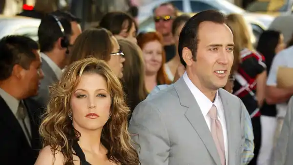 Lisa Marie Presley and Nicolas Cage's Relationship Timeline- The Way They Were - 106 WINDTALKERS FILM PREMIERE, CHINESE THEATER, HOLLYWOOD, LOS ANGELES, CALIFORNIA, AMERICA - 11 JUN 2002