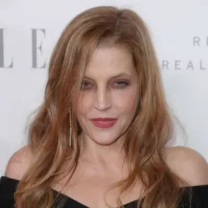 Lisa Marie Presley to Be Laid to Rest at Graceland Alongside Father Elvis Presley black dress 2017