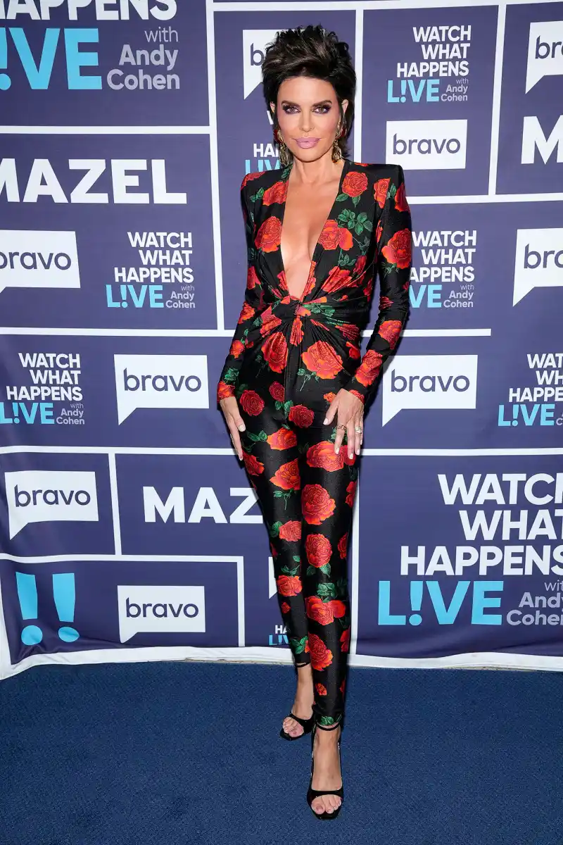 Lisa Rinna - 819 Watch What Happens Live With Andy Cohen - Season 19