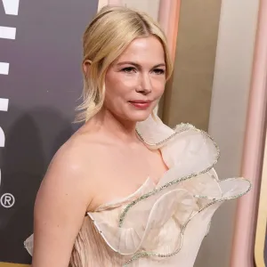 Michelle Williams Attends 2023 Golden Globes After Welcoming 3rd Baby wired dress