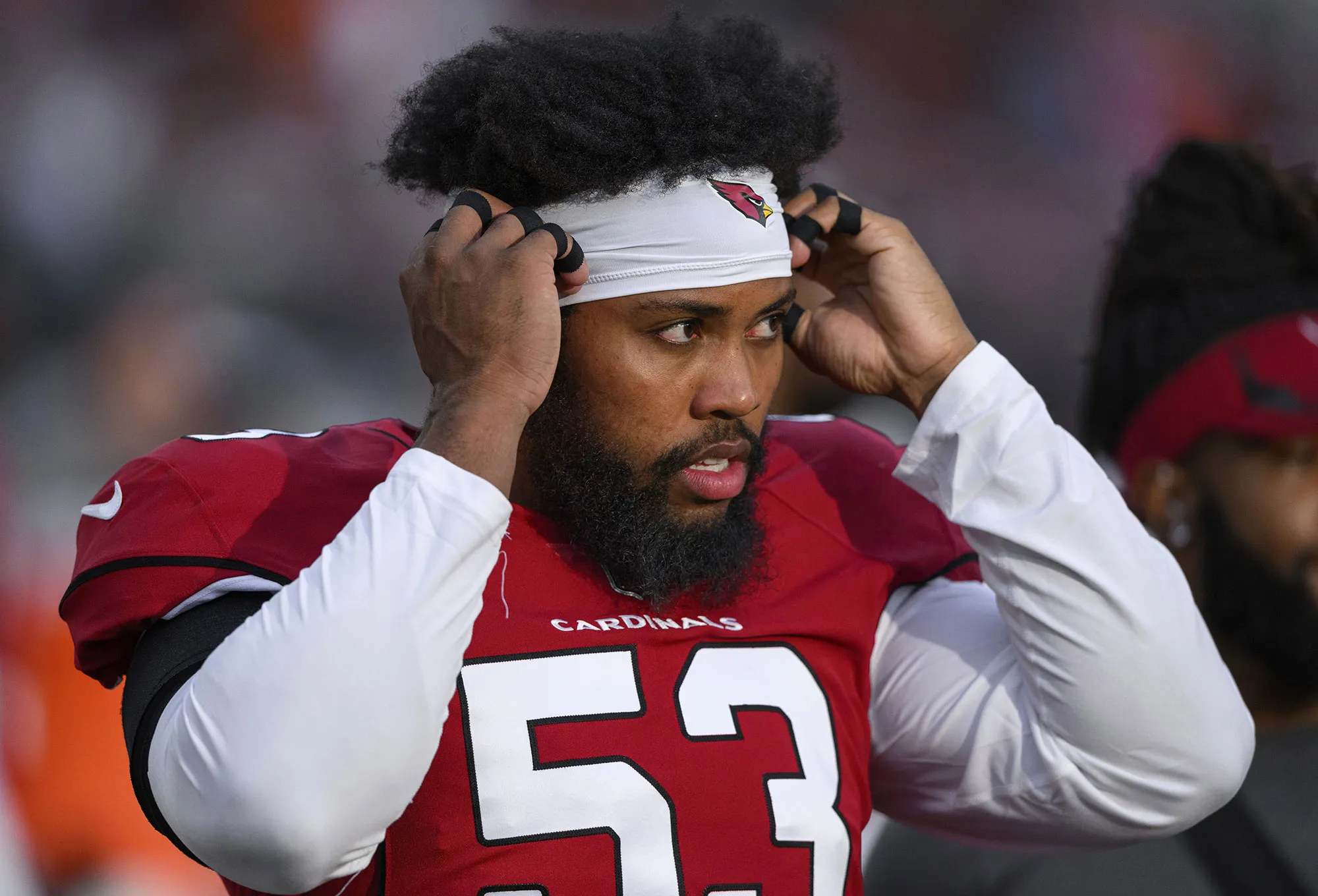 NFL Linebacker Jessie Lemonier Dead at 25 Amid Girlfriend's Pregnancy hair band