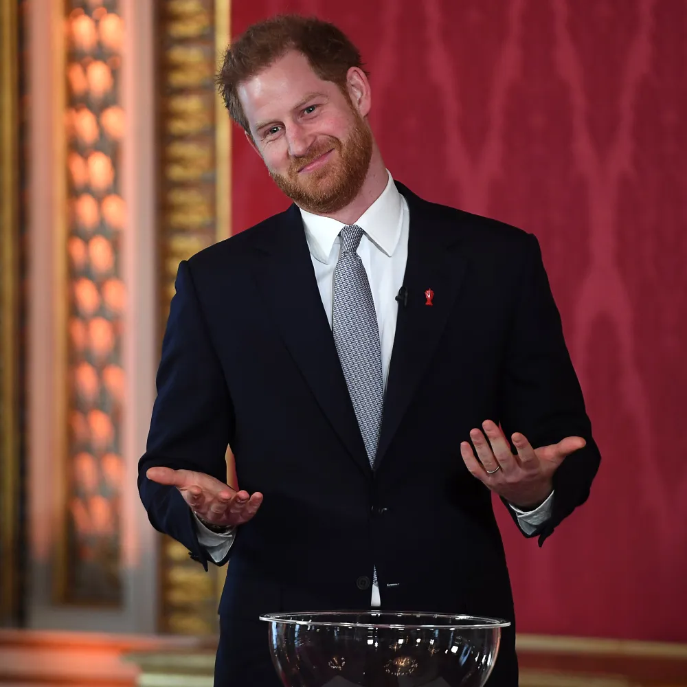 Prince Harry Recalls Doing &lsquo;Chocolate Mushrooms&rsquo; While Staying at Courteney Cox&rsquo;s House, Reveals Crush on the &lsquo;Friends&rsquo; Actress