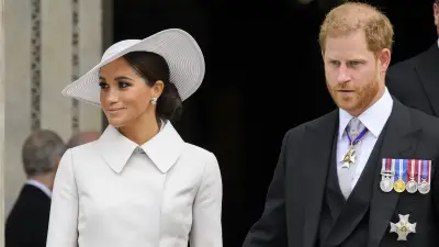 Prince Harry and Meghan Markle Have Yet to Receive Any ‘Personal Apology’ From Royal Family- 'They Haven't Made Progress' -220
