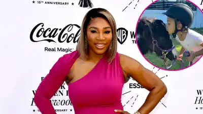 Promo Serena Williams Daughter Olympia Adorably Smooch Pony