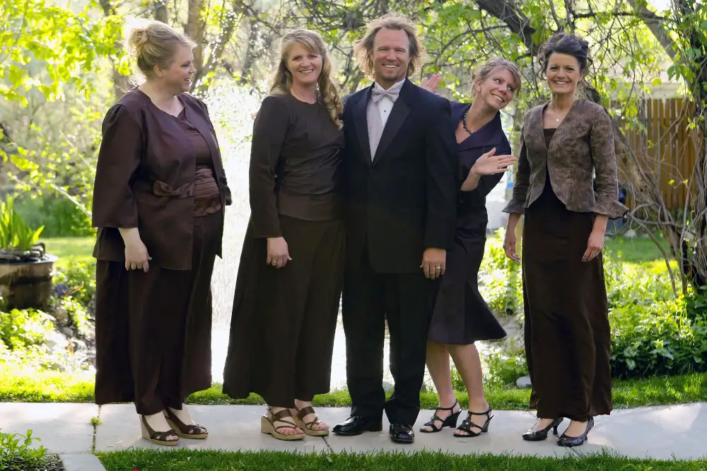 Sister Wives Meri Brown Hints Not for Everyone'After Kody Brown Split 3