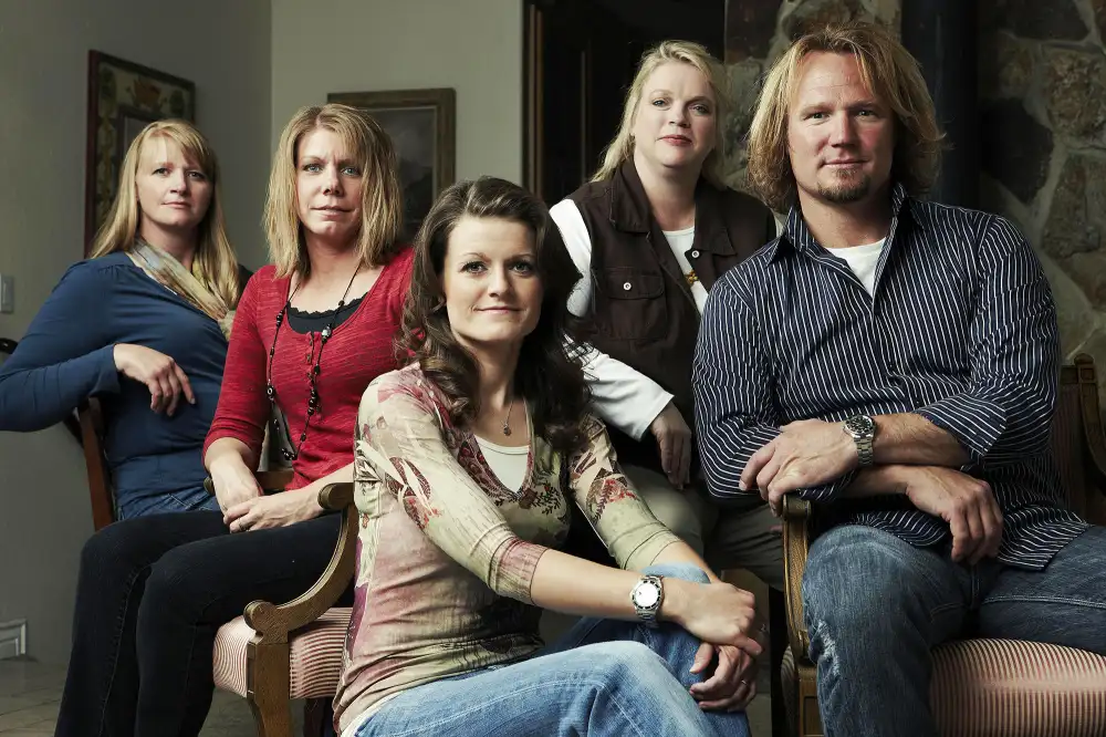 Sister Wives&rsquo; Robyn Says She Wants Kody and His Estranged Wives to &lsquo;Leave Me the Hell Out of It&rsquo; When It Comes to Their Drama Christine Brown, Meri Brown, Robyn Brown, Janelle Brown, Kody Brown