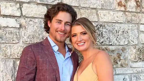 'The Ultimatum' Alums Madlyn Ballatori and Colby Kissinger Are Expecting Baby No. 2 yellow dress