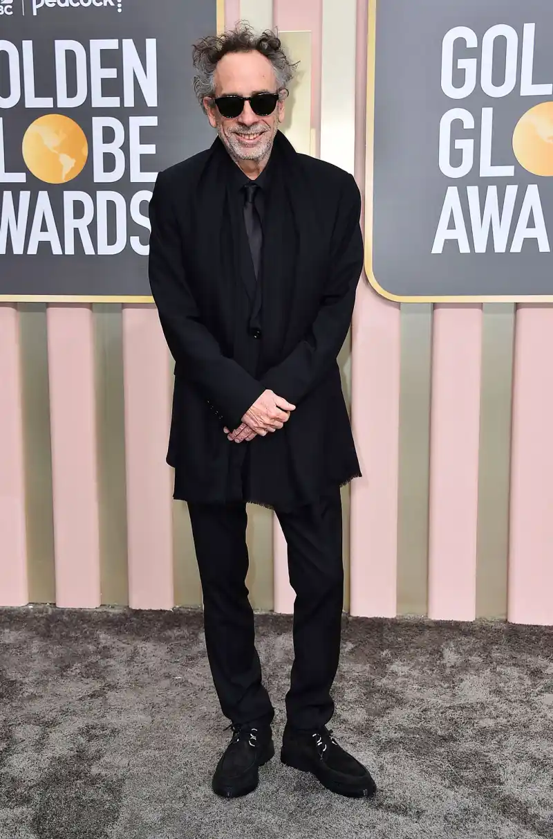 Tim Burton Wednesday Stars Celebrate the 2023 Golden Globes on the Red Carpet 01