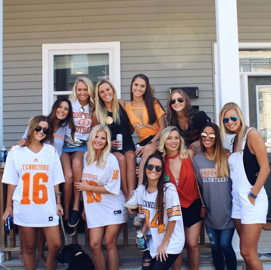 Who Is Bailey Brown? 5 Things to Know About 'Bachelor' Season 27 Contestant