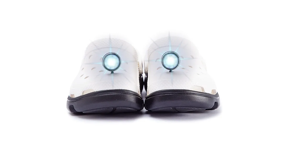 amazon-crocs-headlights
