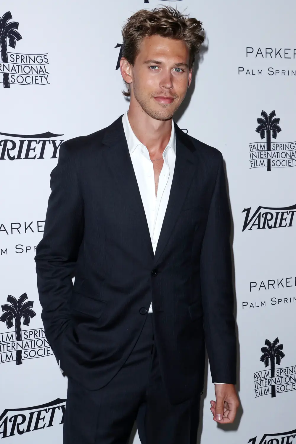 Austin Butler&rsquo;s Voice Coach Irene Bartlett Defends His Ongoing Elvis Accent: 'It's Difficult to Switch Off'