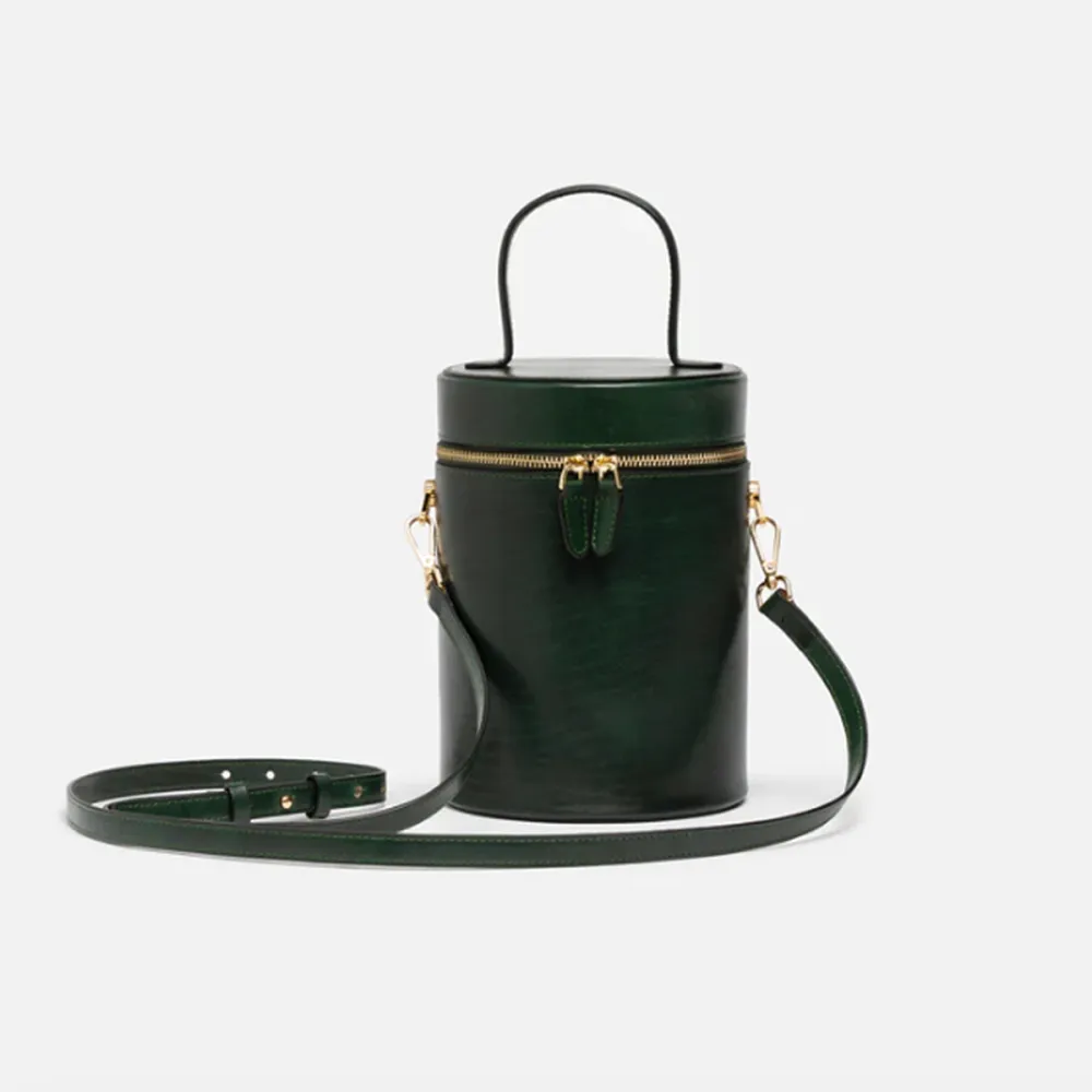 black-owned-businesses-silver-and-riley-leather-goods