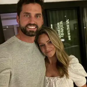 Jessica Batten Gives Birth