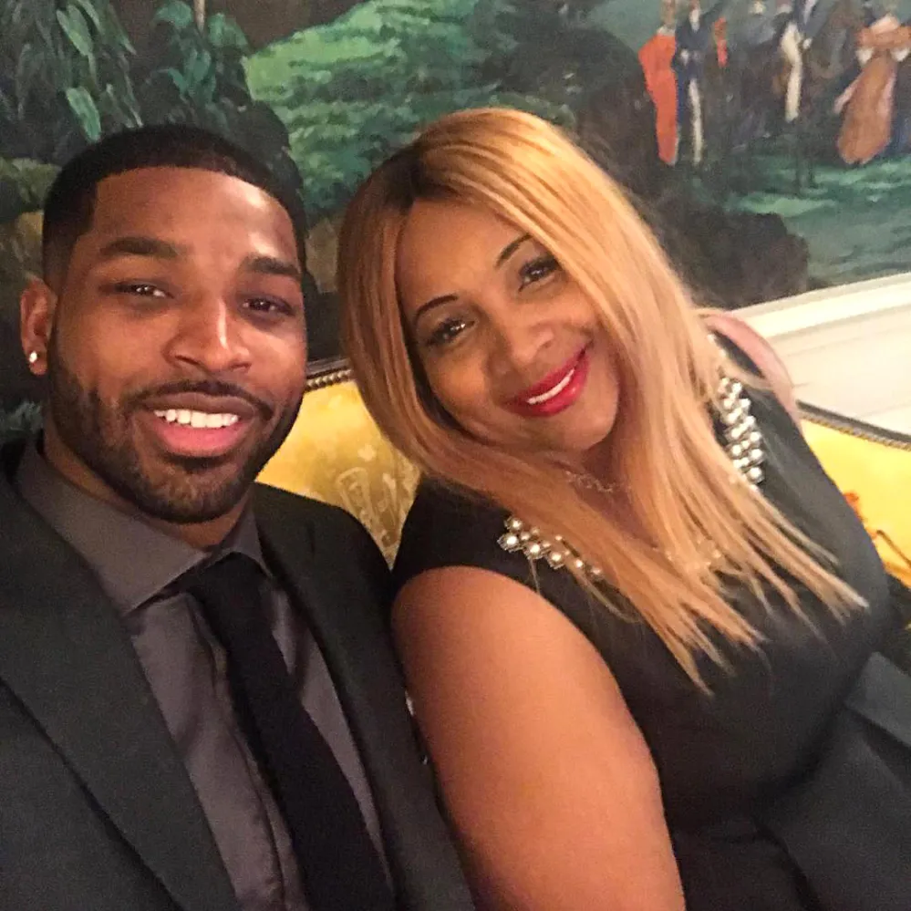 Khloe Kardashian and Kim Kardashian Attend Tristan Thompson&rsquo;s Mother Andrea's Funeral in Toronto