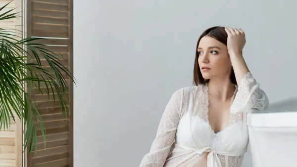 postpartum-lingerie-sleepwear