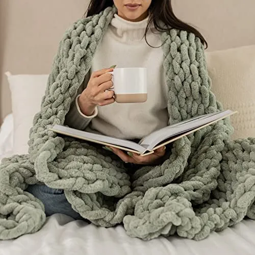 Samiah knit blanket