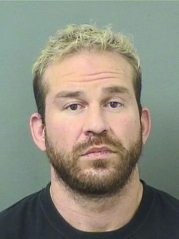 &lsquo;Teen Mom&rsquo; Alum Jenelle Evans&rsquo; Ex-Boyfriend Nathan Griffith Arrested for Domestic Battery - 546