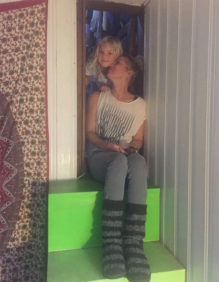 2018 Christina Applegate Twitter Christina Applegate Family Album