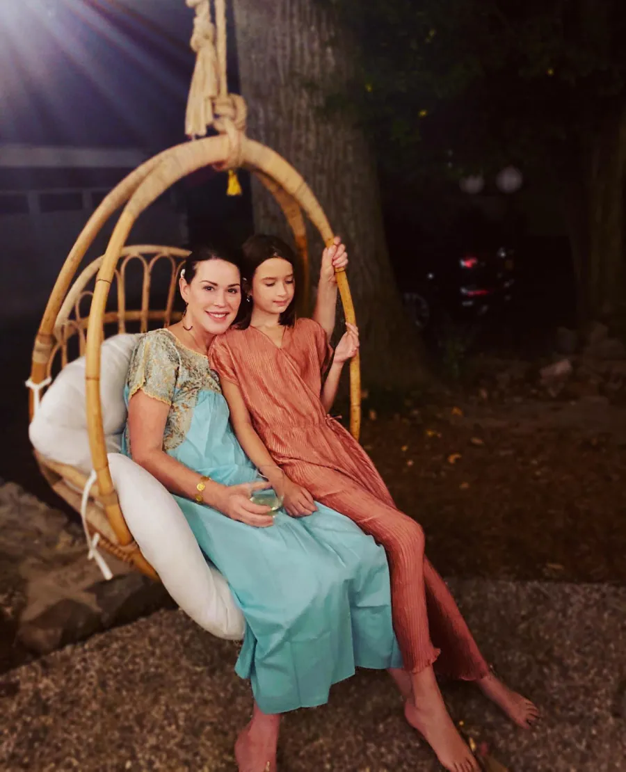 2020 B Molly Ringwald Family Photo Album