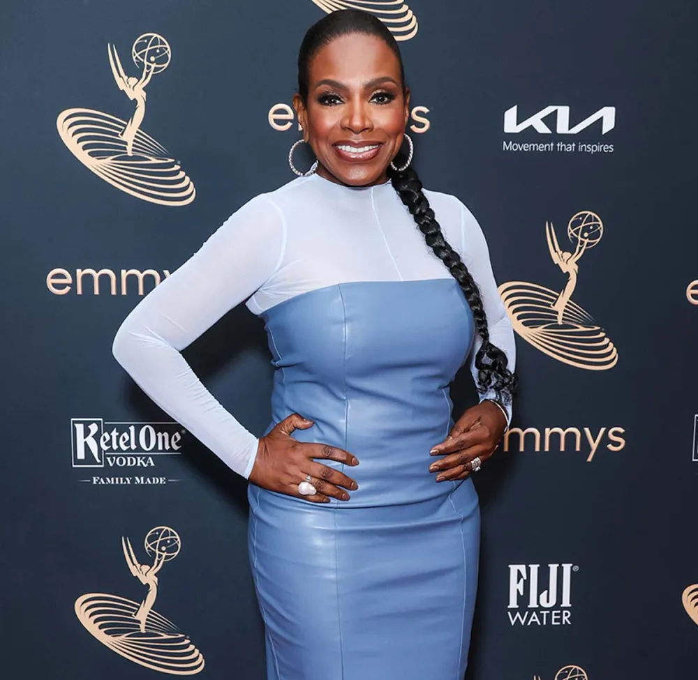 Abbott Elementary's Sheryl: Fans Will Be 'Satisfied' With Janine, Gregory