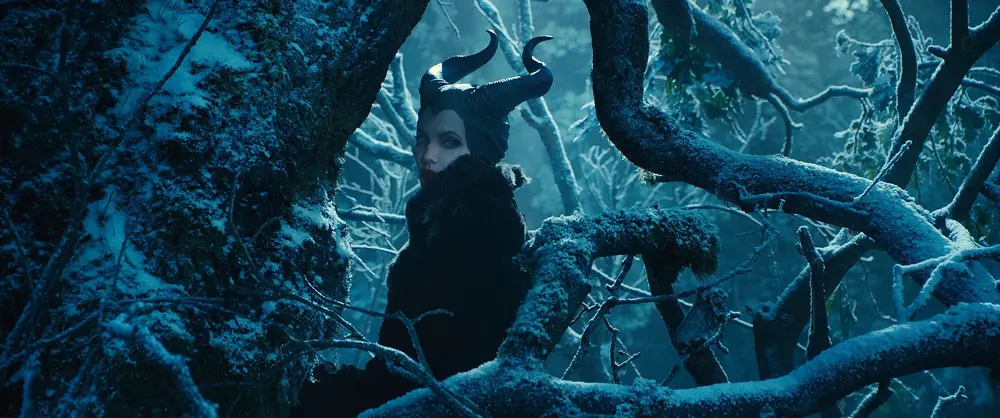 Angelina Jolie&rsquo;s Daughter Vivienne Jolie-Pitt Joins Mom in Maleficent as Princess Aurora