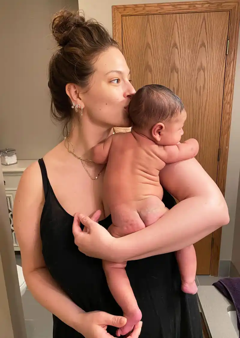 Ashley Graham Motherhood Quotes black tank