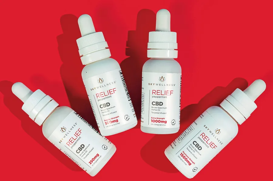 Buzzzz-o-Meter: Harry Styles’ Go-To Audio Guest Book, Dwyane Wade’s $2,000 Moschino Jacket and More Celeb Faves