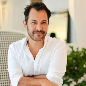 Celebrity Hairstylist Ricardo Rojas Teases New Role in ‘And Just Like That’ Season 2- ‘Life Imitates Art’ - 107