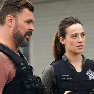 Chicago P.D.'s Patrick John Flueger Praises Marina Squerciati for Carrying 200th Episode 'Trapped'- 'Consistently Impressed' - 177