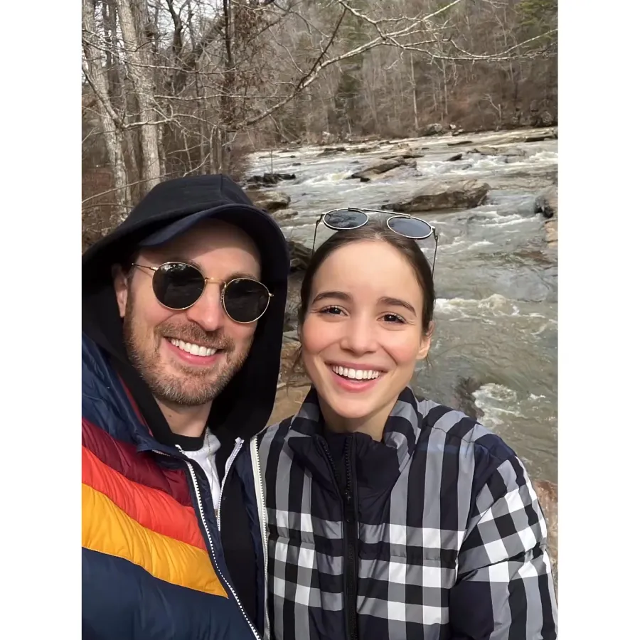 Chris Evans Shares Tribute to Girlfriend Alba Batista on Valentine's Day 6