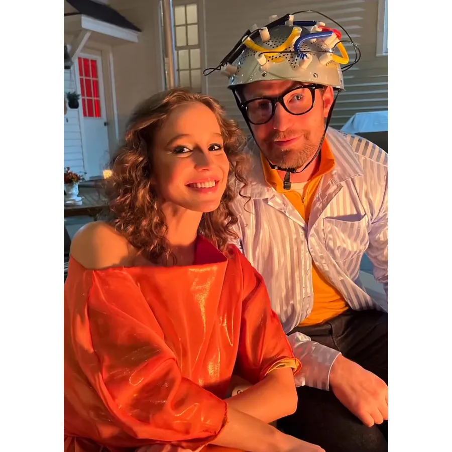 Chris Evans Shares Tribute to Girlfriend Alba Batista on Valentine's Day 7