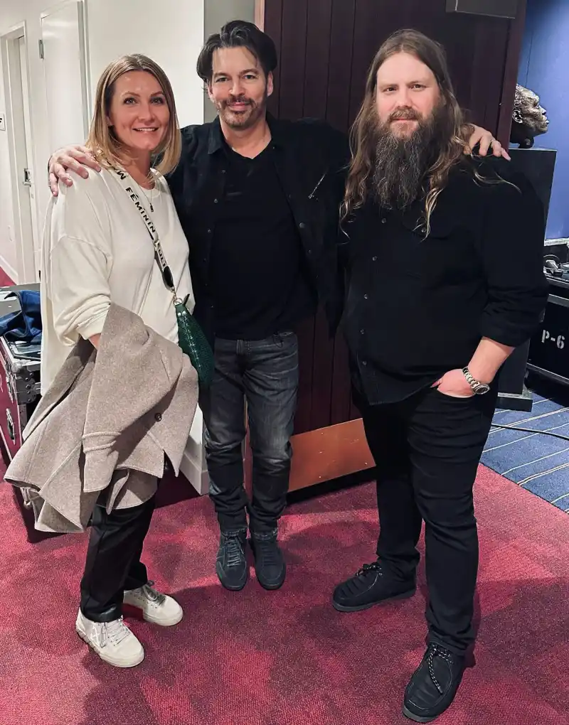 Chris Stapleton and Morgane Stapleton’s Relationship Timeline red carpet