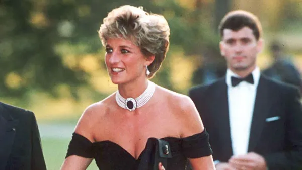 Details Behind Princess Diana’s Revenge Dress pearl necklace