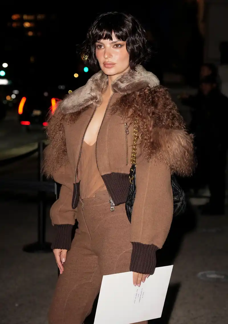 Emily Ratajkowski Unveils Curly Bob