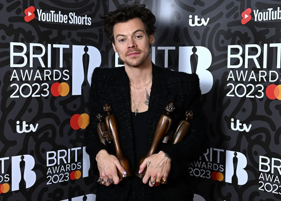 Harry Styles Sweeps at 2023 Brit Awards, Thanks Former One Direction Bandmates During Speech: Photos