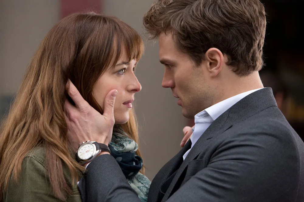 Jamie Dornan, Dakota Johnson Smolder in Sexy New Photos, Dish on &ldquo;Uncomfortable&rdquo; Fifty Shades Sex Scenes, Turn-Ons