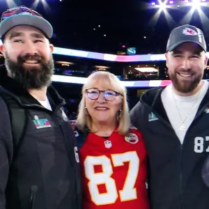 Jason and Travis Kelce's Mom Donna Reveals Her Favorite Son Ahead of Super Bowl Showdown red jersey