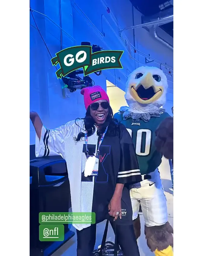 Jay-Z, Damar Hamlin, Sheryl Lee Ralph and More Celebrities Attend Super Bowl 2023- Photos - 688